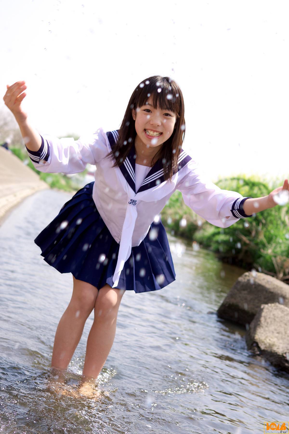 Nanako Niimi 新実菜々子 Bomb.TV 日本性感美人